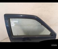 Porta anteriore destra Nissan King Cab del 1992 - 11