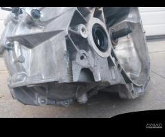 Cambio Nissan Qashqai J11 1.5 diesel del 2017 - 13