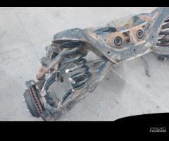 Ponte posteriore Mitsubishi Pajero V80 3.2 2016 - 9