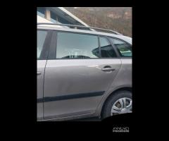 Porta posteriore sinistra Skoda Fabia 5J sw 2010