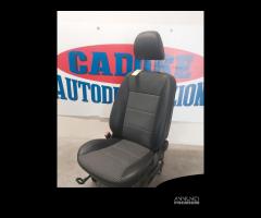 Sedile anteriore sinistro Mercedes B 150 del 2007