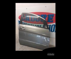 Porta anteriore destra Mercedes B 150 del 2007 - 12