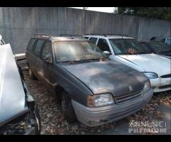 Opel Kadett 1991 Demolita - Per Ricambi