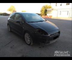 Fiat Grande Punto 1.4 T-Jet Demolita - Per Ricambi - 5