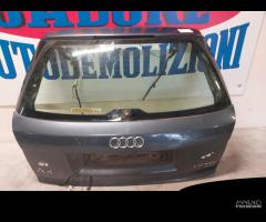 Portellone bagagliaio Audi a4 sw 4X4 2.5 del 2001 - 3