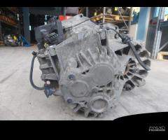 Cambio manuale Ford Mondeo 2.0 diesel del 2004 - 9