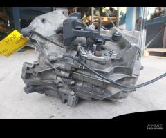 Cambio manuale Ford Mondeo 2.0 diesel del 2004 - 11