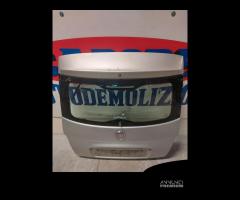 Portellone posteriore grigio Fiat 500 del 2011 - 4