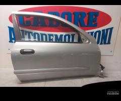 Porta anteriore destra Nissan Almera del 2002