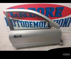 Porta anteriore destra Nissan Almera del 2002