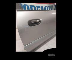 Porta anteriore destra Nissan Almera del 2002