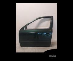 Porta anteriore sinistra Skoda Octavia del 2002