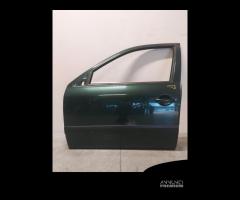 Porta anteriore sinistra Skoda Octavia del 2002