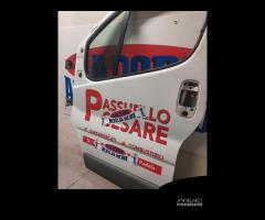 Porta anteriore sinistra Opel Vivaro 1.9 del 2004 - 11