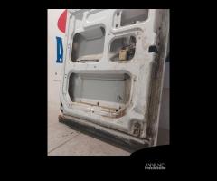 Porta posteriore destra Iveco Daily 2.3 del 2008 - 9