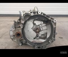 Cambio manuale Opel Zafira 1.9 diesel del 2007 - 1