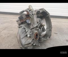 Cambio manuale Opel Zafira 1.9 diesel del 2007 - 4