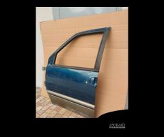 Porta anteriore sinistra Nissan Vanette del 1998 - 6