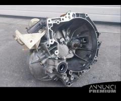 Cambio manuale Peugeot 206 1.6 diesel del 2004 - 2