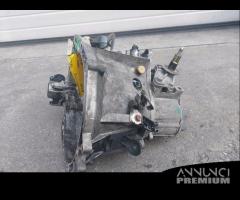 Cambio manuale Peugeot 206 1.6 diesel del 2004 - 13