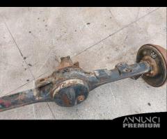 Assale posteriore Land Rover Defender 90 2.5 - 16