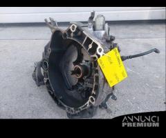 Cambio manuale Opel Corsa D 1.3 diesel del 2007 - 6