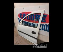 Porta anteriore sinistra Opel Combo del 2008