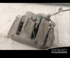 Pinza freno anteriore destra Mercedes Vito W639 - 2