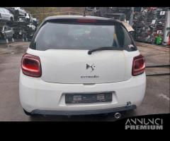 Portellone bagagliaio Citroen DS3 1.2 del 2013 - 1