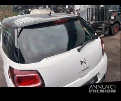 Portellone bagagliaio Citroen DS3 1.2 del 2013