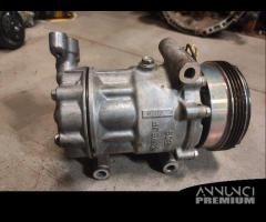 Compressore clima Renault Clio 1.2 del 2007 - 6