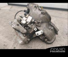 Cambio manuale Opel Astra 1.7 diesel del 2003 - 6