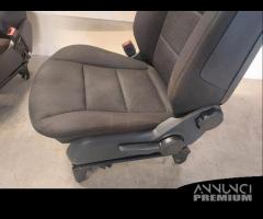 Sedili anteriori Mercedes Classe A 180 W169 2005 - 14