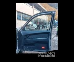 Porta anteriore destra Tata Xenon 2.2 del 2009 - 6