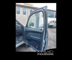 Porta anteriore destra Tata Xenon 2.2 del 2009 - 7