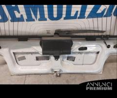 Portellone bianco Fiat Uno 1.1 benzina del 1983 - 13