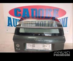 Portellone verde Audi A2 1.4 benzina del 2002 - 1