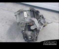 Cambio manuale Renault Megane Scenic 1.5 del 2006 - 16