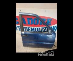 Porta anteriore destra Nissan Terrano 2.7 del 1999