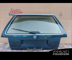 Portellone blu scuro Lancia Thema SW del 1992 - 1