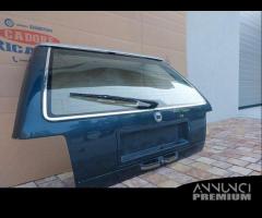 Portellone blu scuro Lancia Thema SW del 1992 - 5