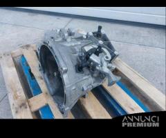 Cambio manuale Ford Mondeo 1.8 diesel del 2007 - 6