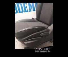 Sedile anteriore sinistro Fiat 500 X 1.6 del 2018 - 18