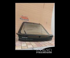 Portellone bagagliaio Mazda 323 2.0 del 1994 - 9