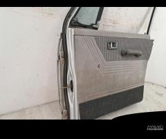 Porta anteriore destra Mitsubishi Pajero del 1990 - 9