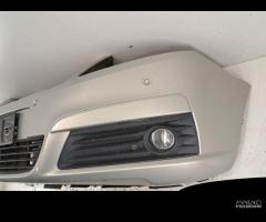 Paraurti anteriore Opel Zafira 1.9 Diesel del 2006