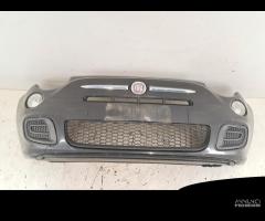 Paraurti anteriore Fiat 500 1.3 Diesel del 2011 - 2