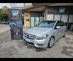 Mercedes-benz B 200 - 2015 - Manuale - 1