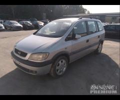 Opel Zafira 2002 Demolita - Per Ricambi - 1