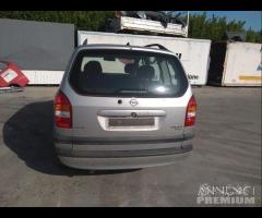 Opel Zafira 2002 Demolita - Per Ricambi - 6